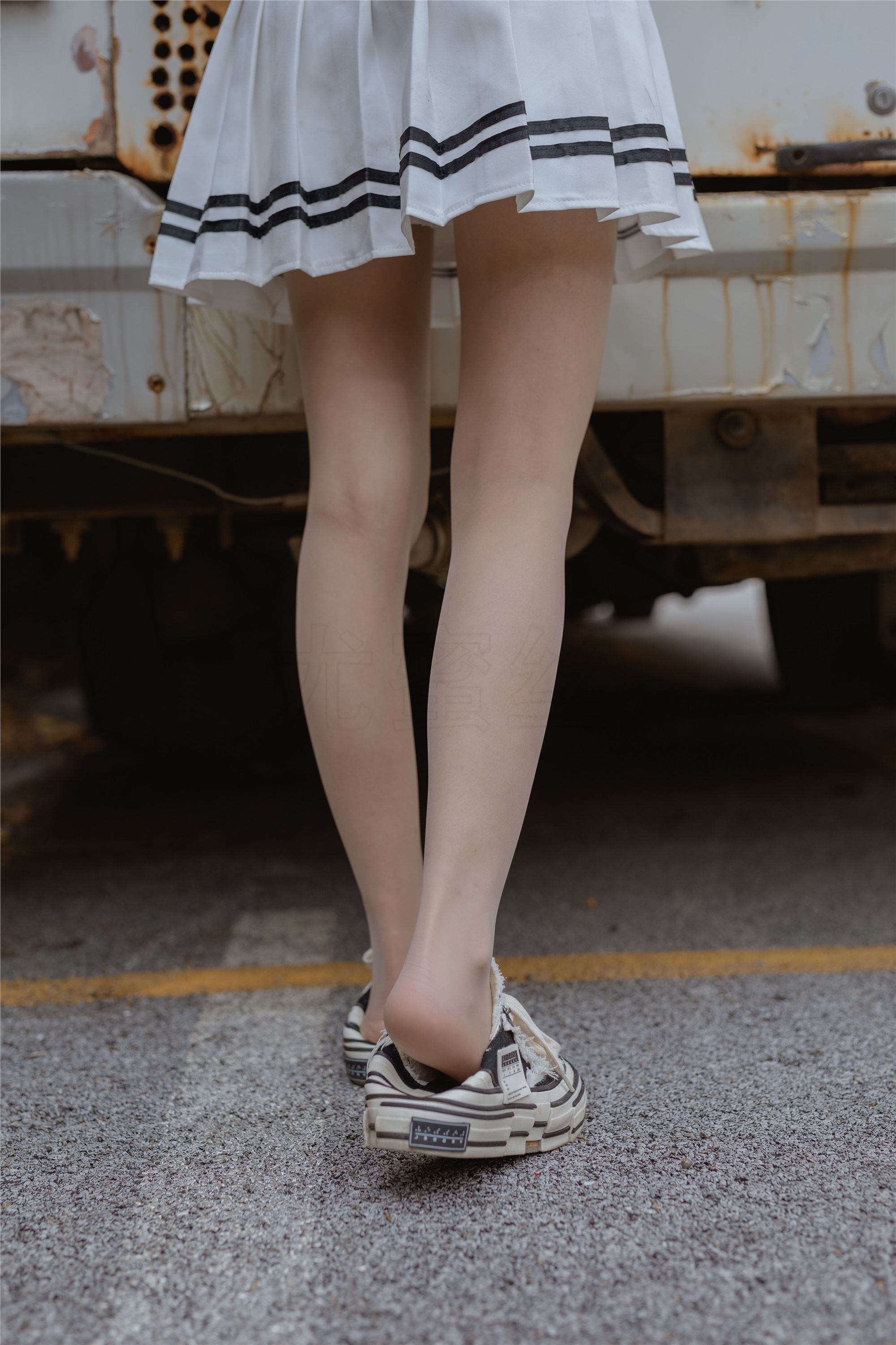 尤蜜丝 穿搭写真 NO.048